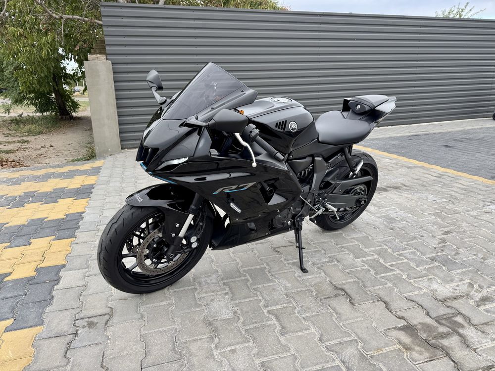 Продам Yamaha YZF R7