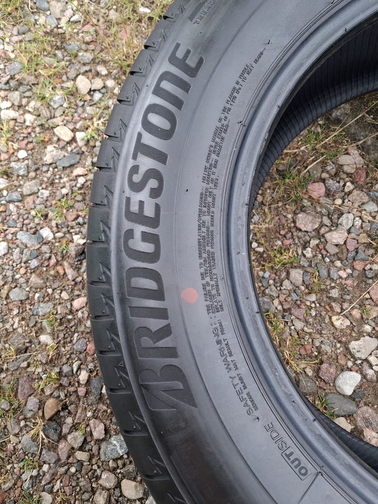 Bridgestone Alenza 001 225/65/R17 2021 r. 4 sztuki - RAV4