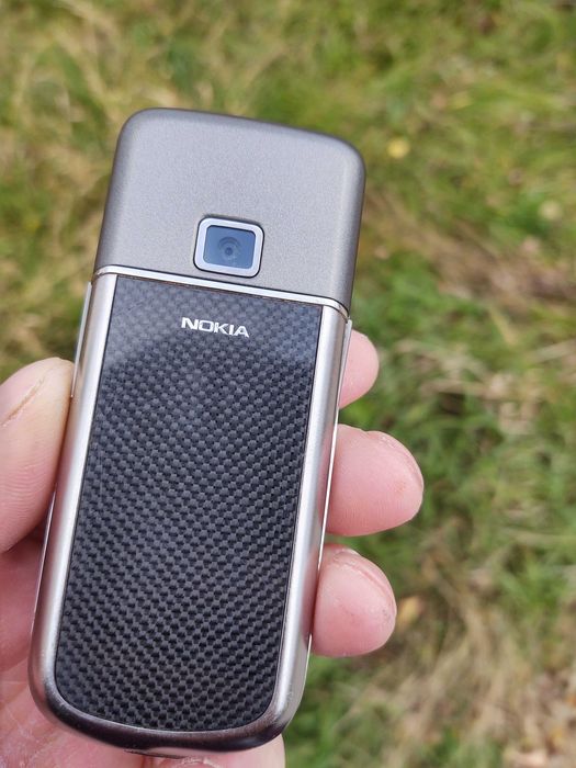 Nokia 8800 Arte Carbone.