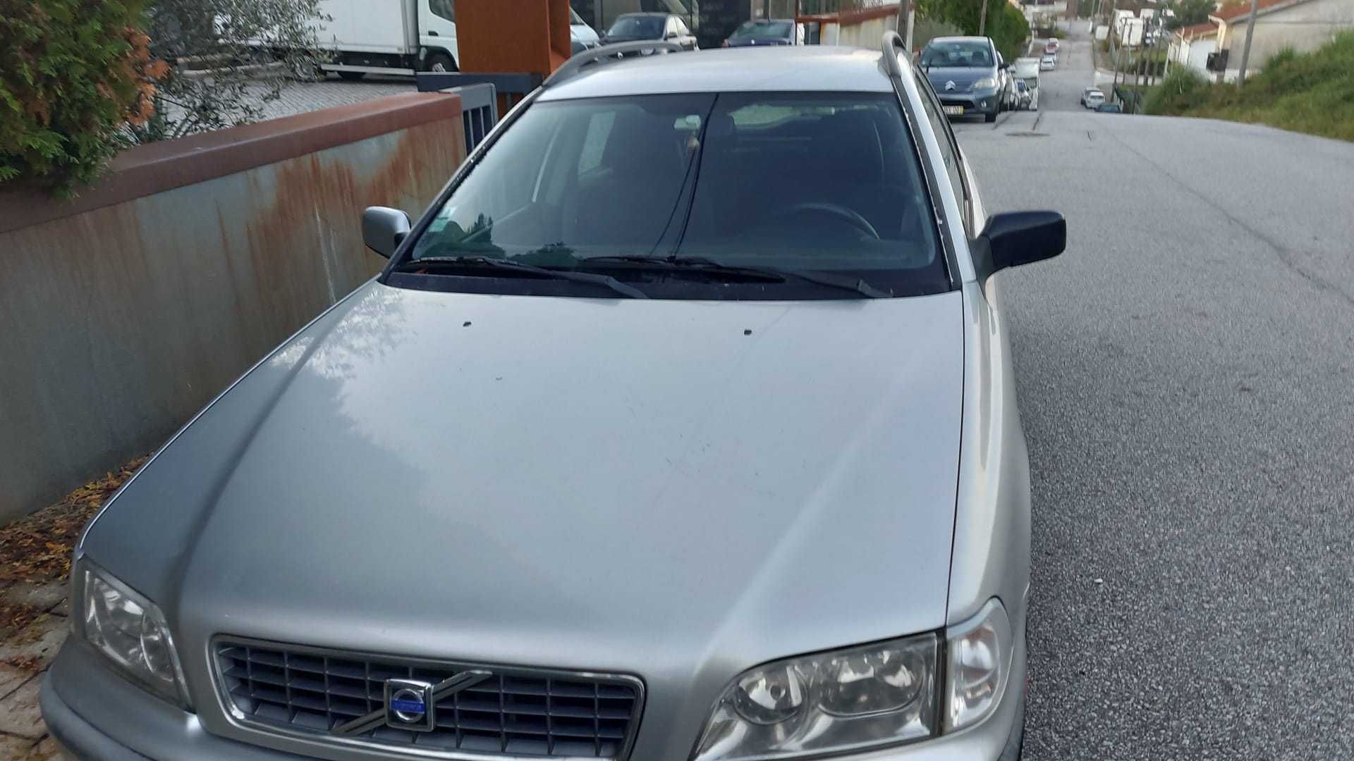 Vendo Volvo V40 no estado em que se encontra