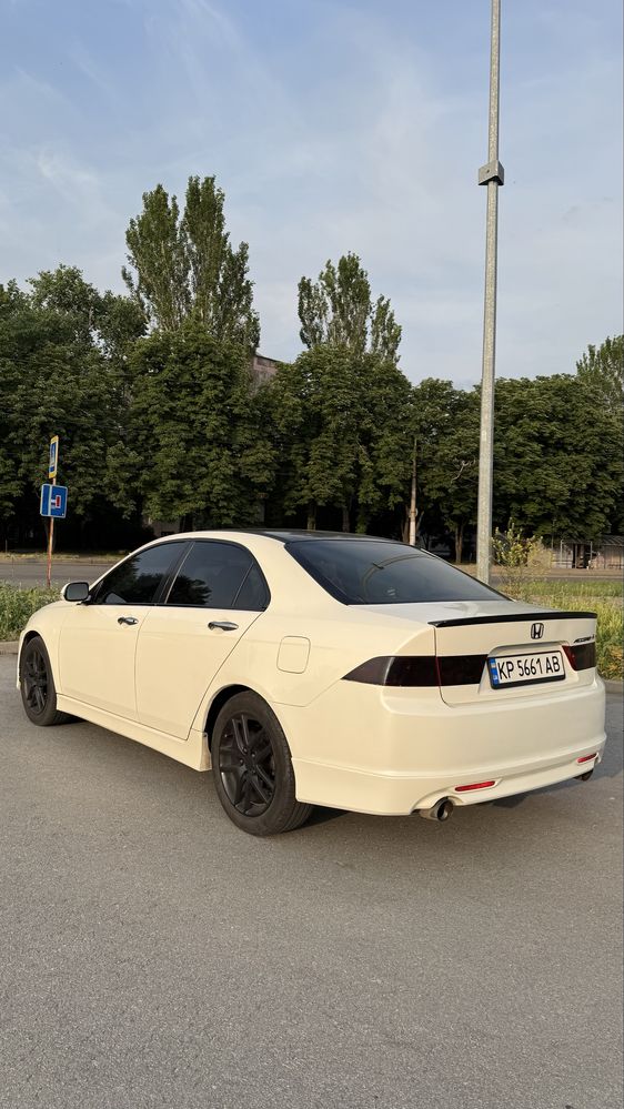 Honda accord 7 type s
