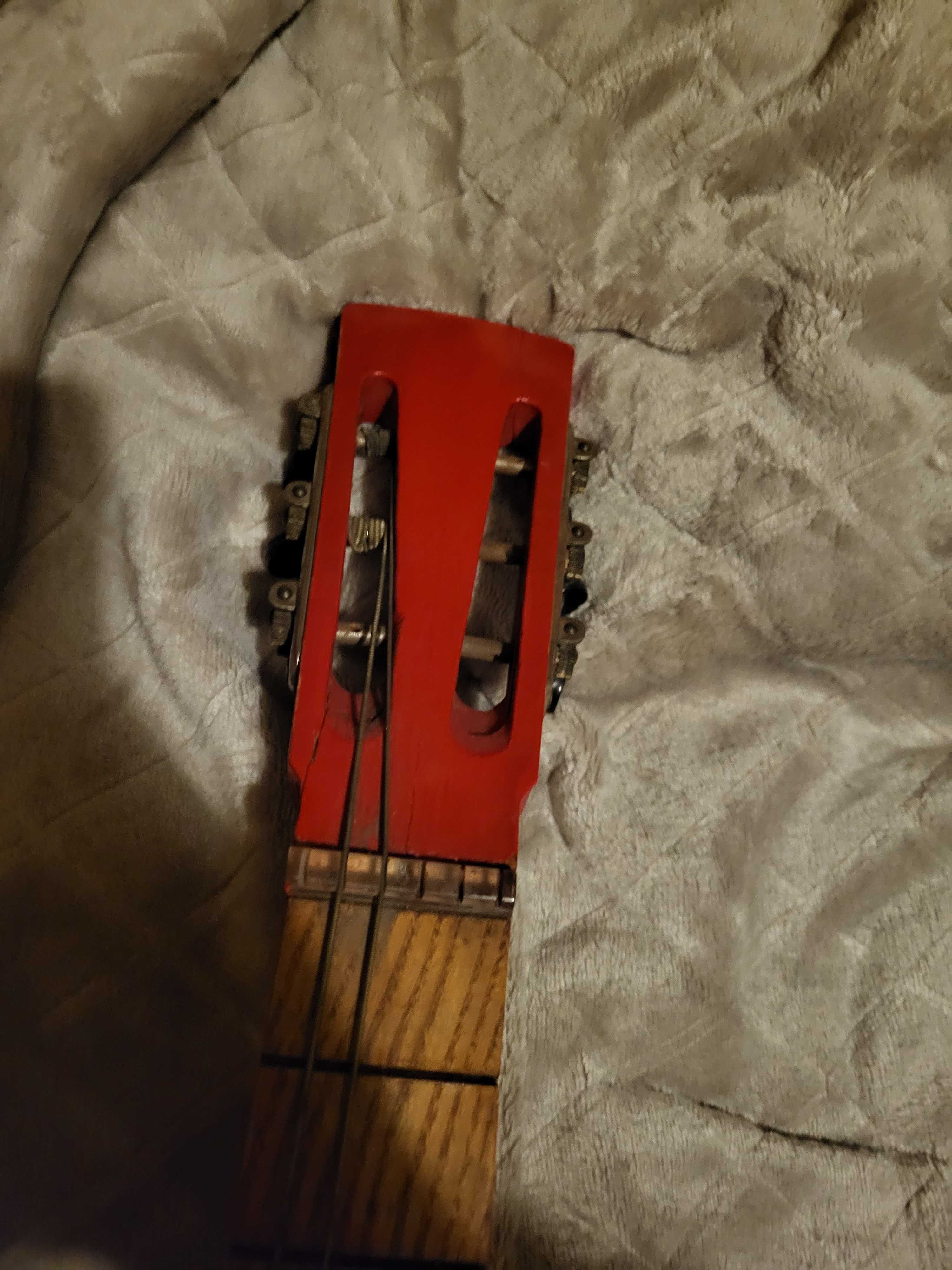 Gitara elektryczna dekoracyjna