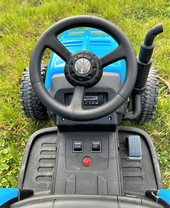 Трактор дитячий на акумулятор NEW HOLLAND Синій