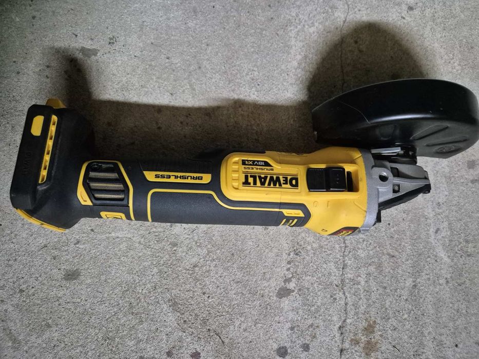 Акумуляторна болгарка Dewalt 405