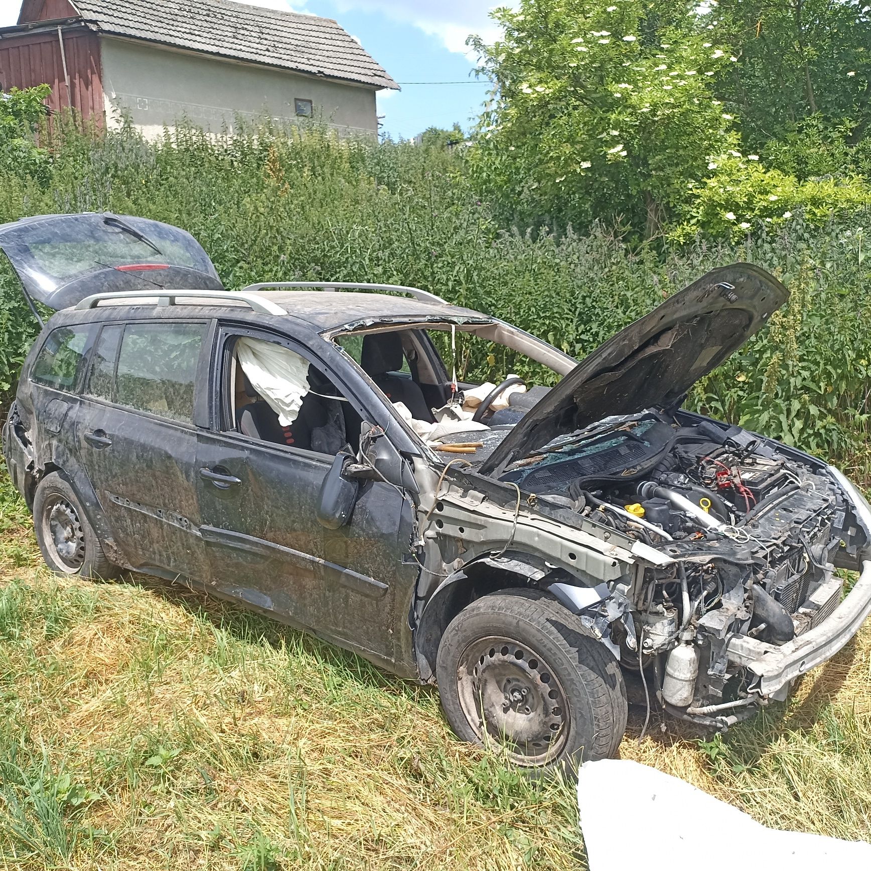 Продам явто заводиться.