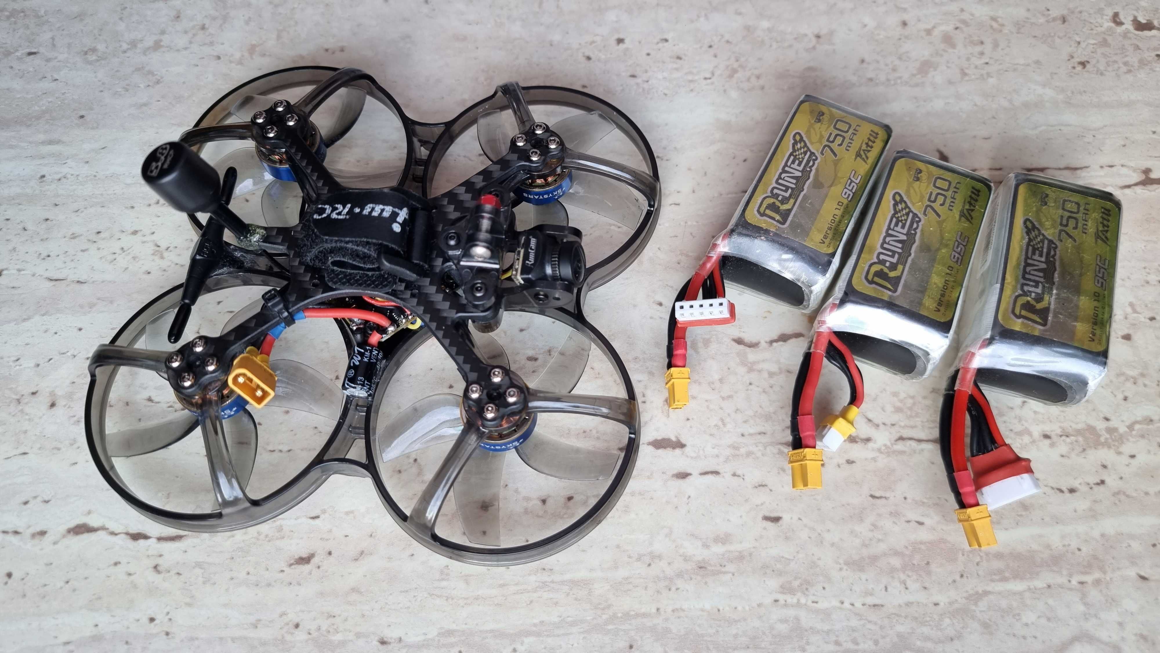 Dron FPV Foxwhoop 25 4S + baterie lipo