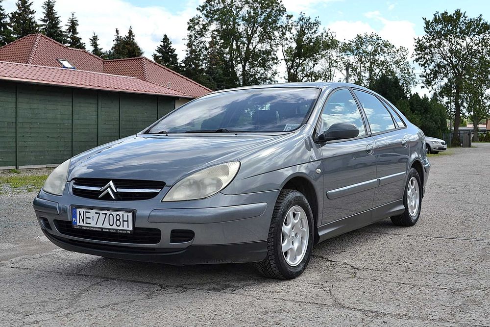 Citroen - C5  2.0 cm benzyna  ,super stan , klima , okazja  !