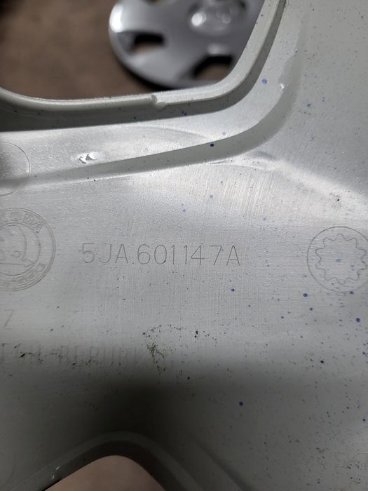 Oryginalne kołpaki Skoda 15 cali 5JA.601.147A