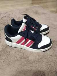 Adidasy firmy Adidas r. 30 stan idealny