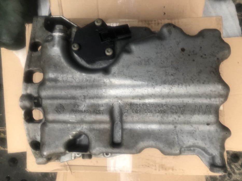 Miska olejowa 04C103603C 1.0 tsi skoda Seat  WV Audi