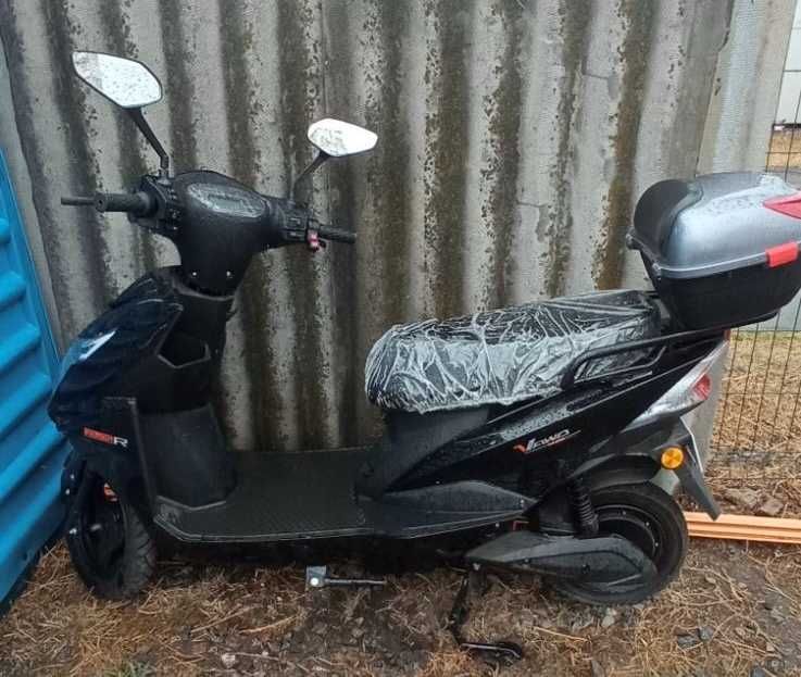 Електроскутер EL WINN EM-2200 Sport