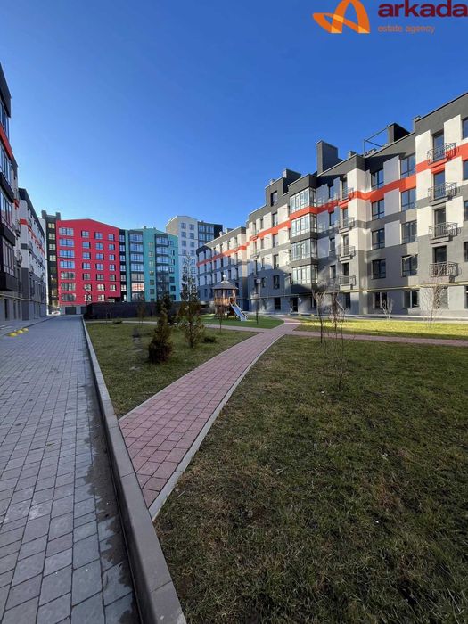 Продаю однокімнатну квартиру. Центр. ЖК Паркове містечко