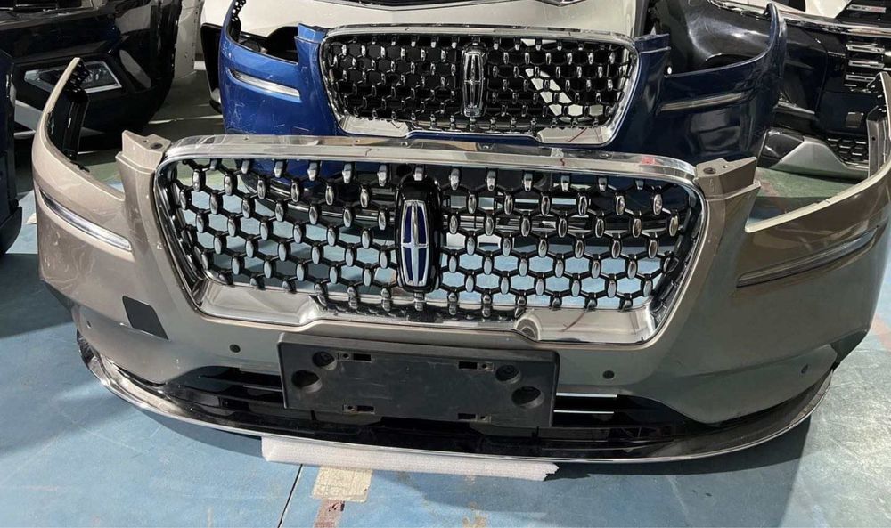 Бампер Лінкольн Корсар