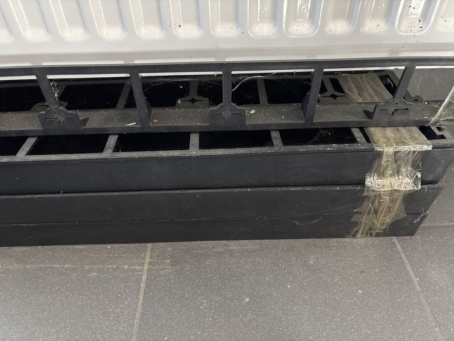 Obrzeże ogrodowe trawnikowe 13 szt.