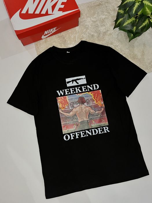 Футболка Weekend Offender / Футболка Вікенд Оффендер / Викенд Офендер