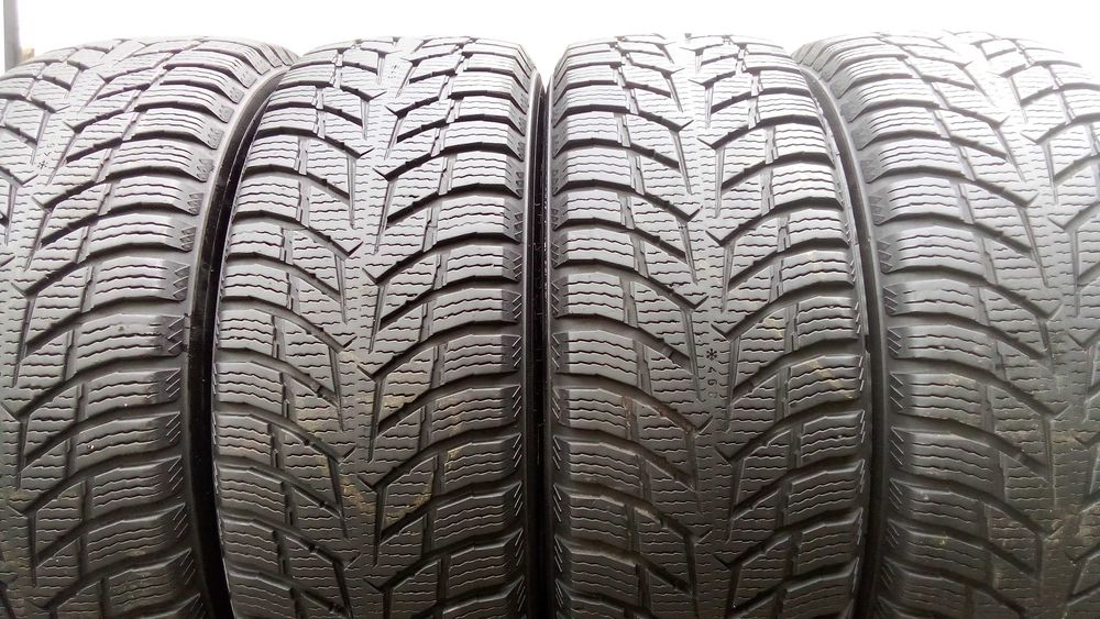 Opony Zimowe Nokian 215x65x16C 109/107T 2021 rok 7,5mm 270zł sztuka