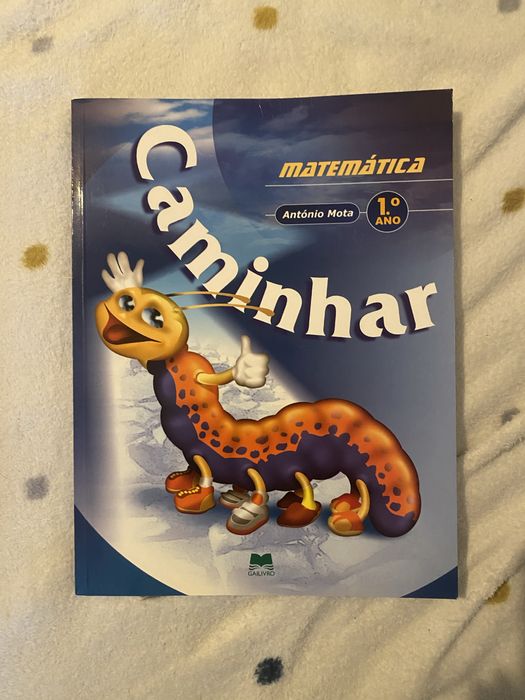 Livros 1.º ano - matemática, português e estudo do meio