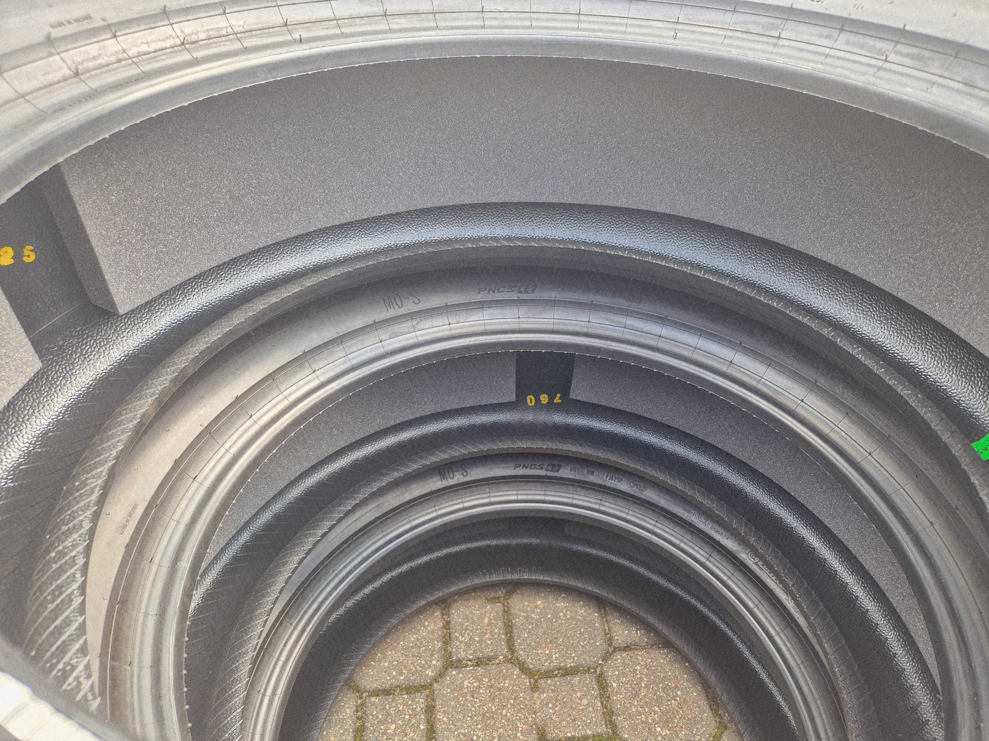 Pirelli P Zero E 275/50 R20 MO-S 113W NOWE z salonu Mercedes GLE letni