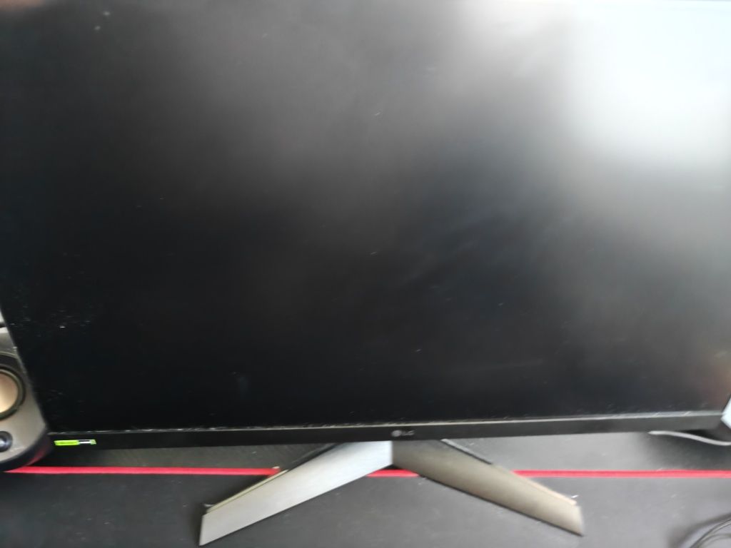 Komputer i5 9600k rtx 2060 super + monitor