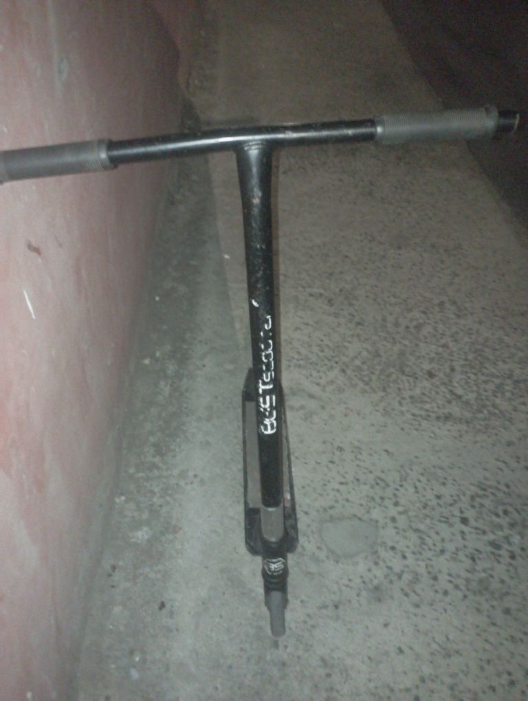 Трюковой самокат Best scooter cobra