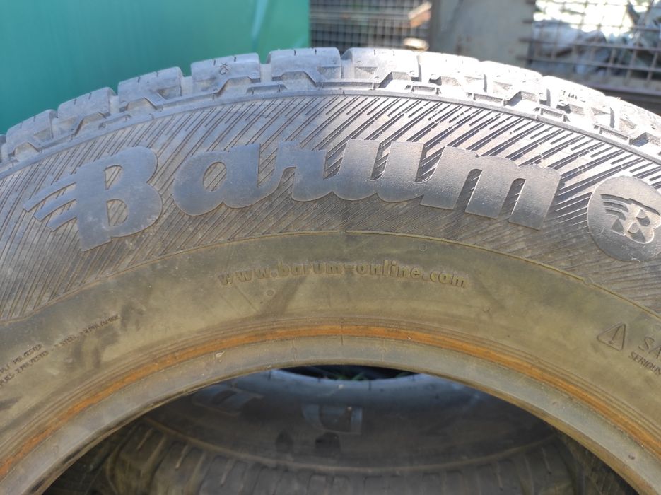 Opona Barum bravuris 4x4 205/80 R16