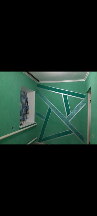 Продам добротный дом. 4 комнаты,ванная,туалет,кухня...