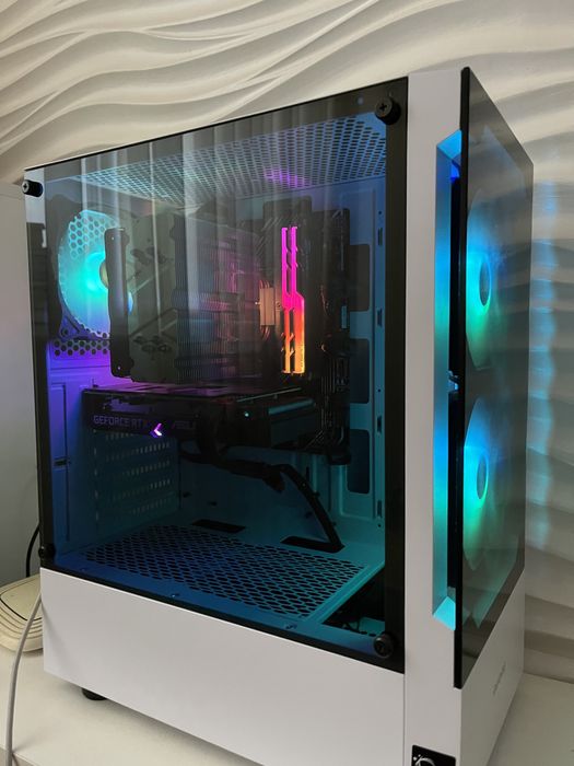 Продаю компʼютер