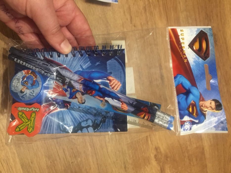Mini kits escolares - Batman, Super homem, euro 2004