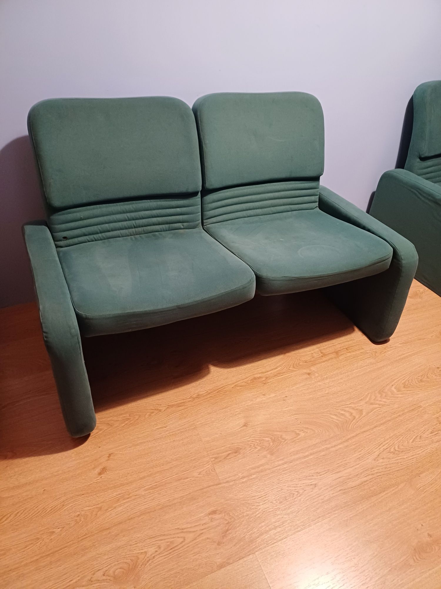Dwie kanapy sofy siedziska dwie oddzielne
