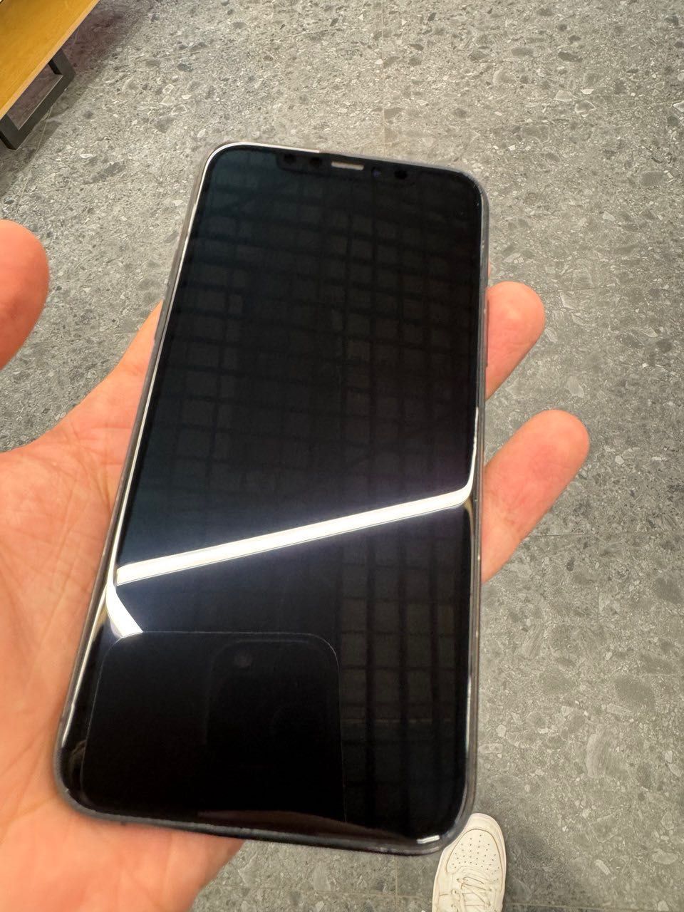 Iphone 11 pro 256 Used