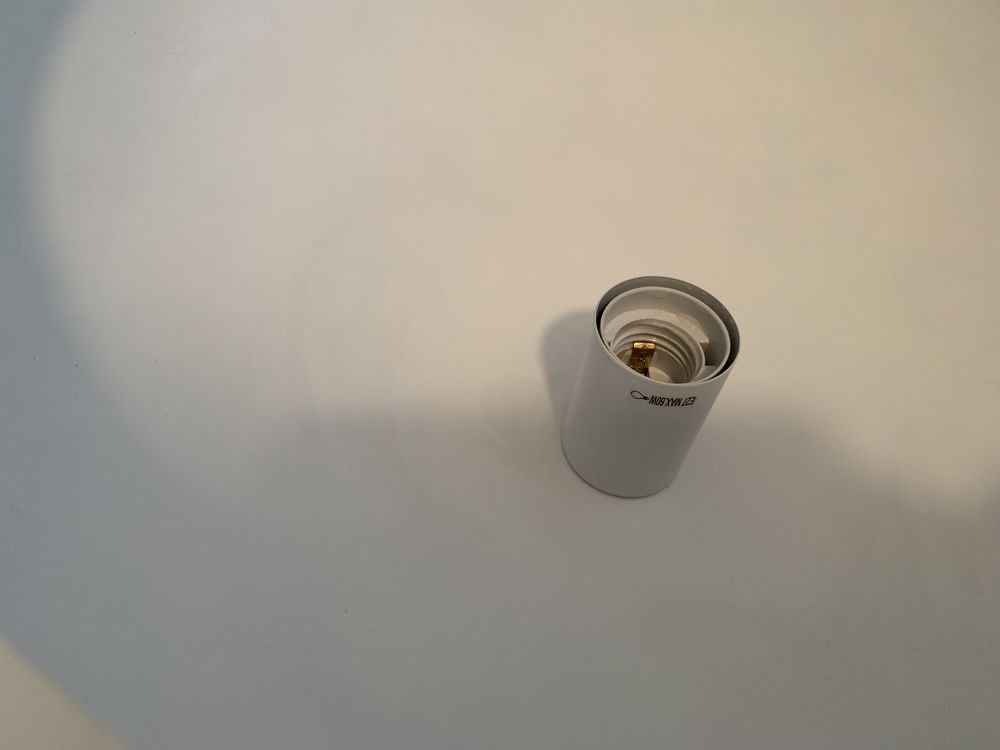 Lampa biała nowoczesna