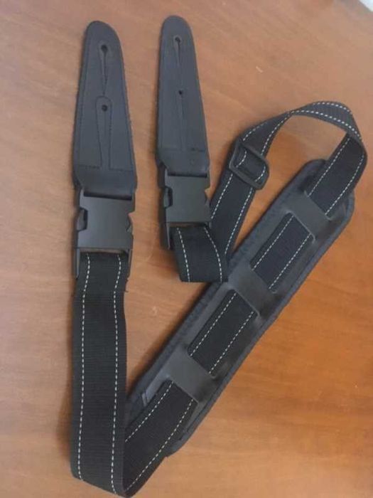Correia para guitarra com grande almofada de ombro