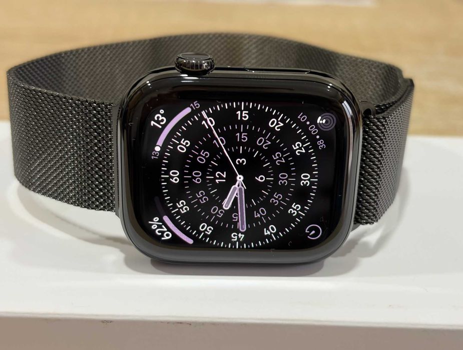 Apple Watch Series 11 titânio Cellular 46 mm, Loop ardósia, como novo