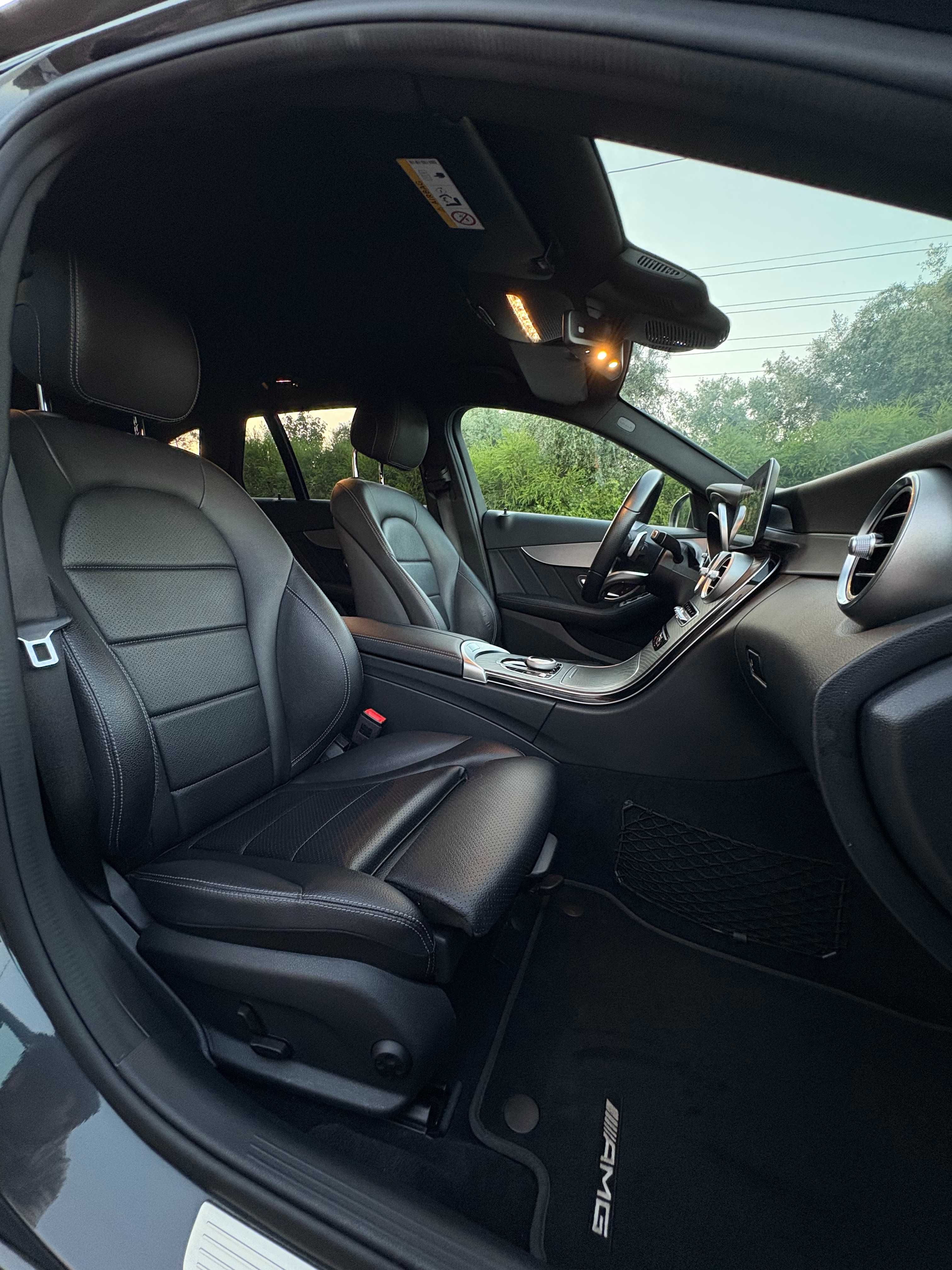 Mercedes C 300de Pack AMG completo