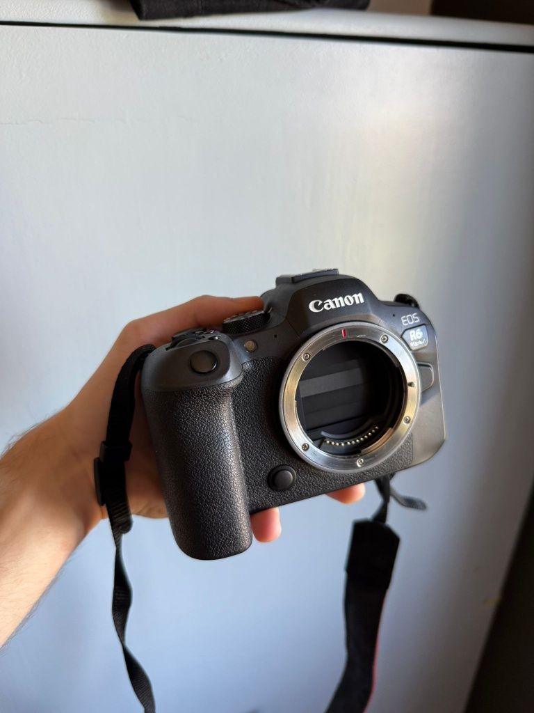 Canon EOS R6 Mark II com Garantia