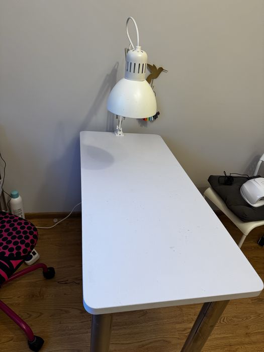 Stolik/biurko kosmetyczne