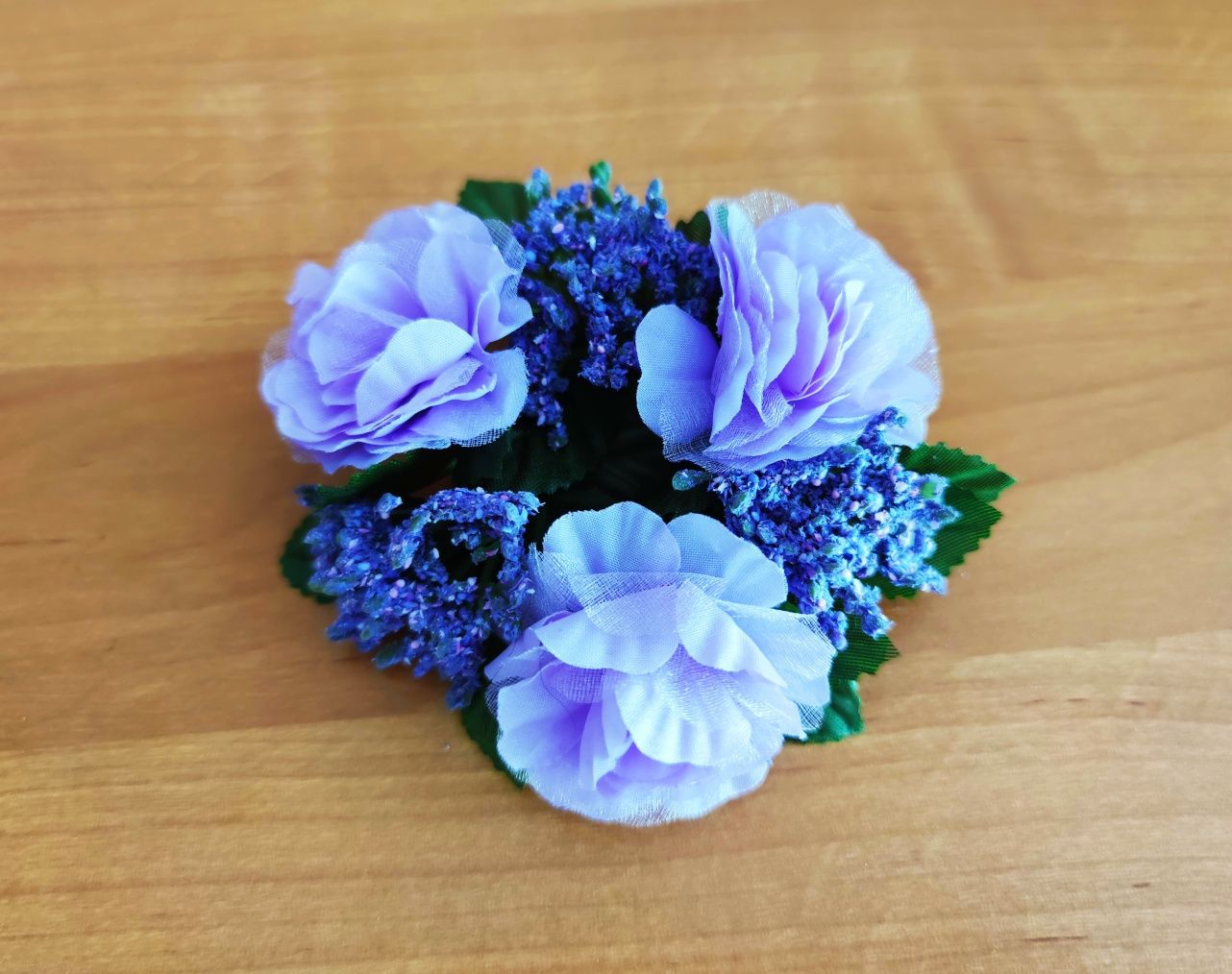 Krążek z fioletowymi kwiatami, ozdoba na ślub / wesele