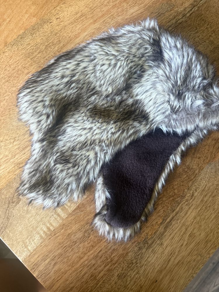 Czapka uszatka brazowa