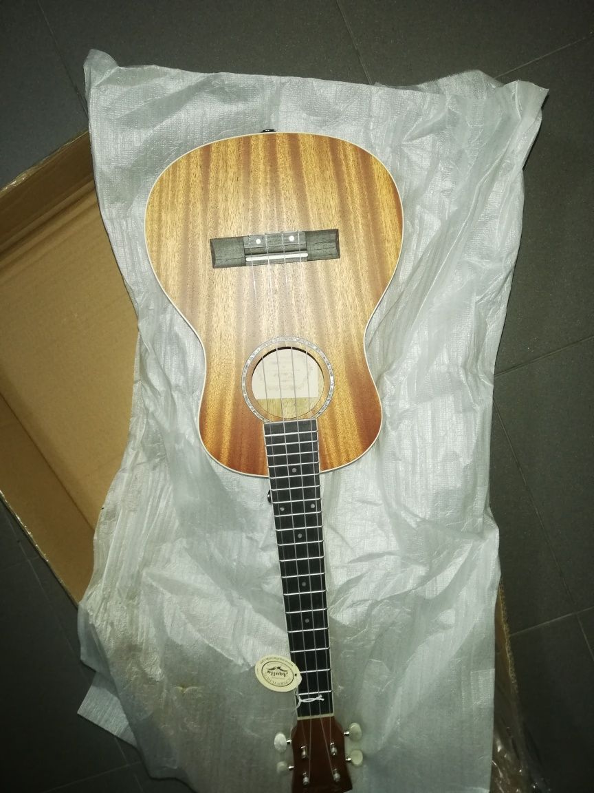 Ukulele tenor qualidade