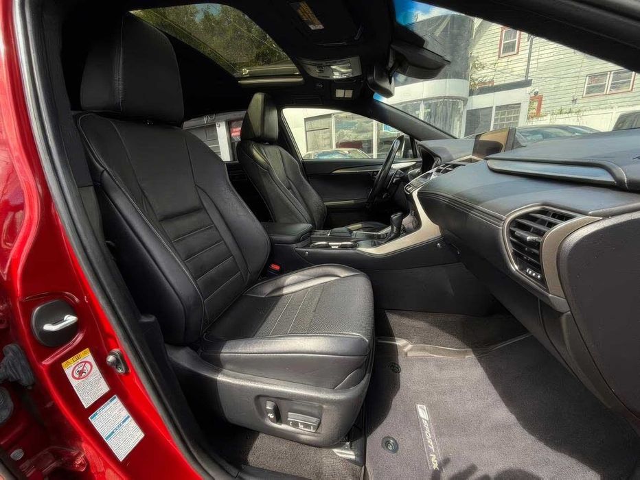 Lexus NX 300 F Sport      2019