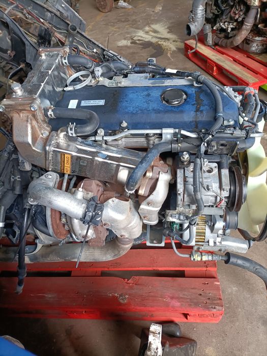 Motor Isuzu 5200 (4hk1)