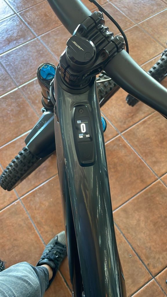 Bicicleta Specialized Turbo levo S-works