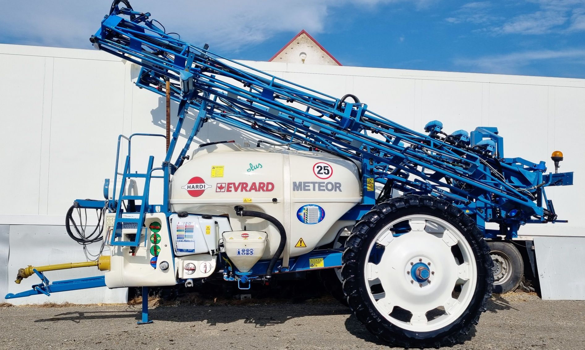 Opryskiwacz Evrad Hardi Meteor plus 21m/18m 2800l skrętna oś 6 sekcji