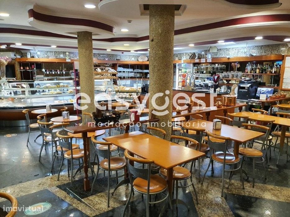 Pastelaria / Padaria conceituada localizada em Sta. Comba Dão