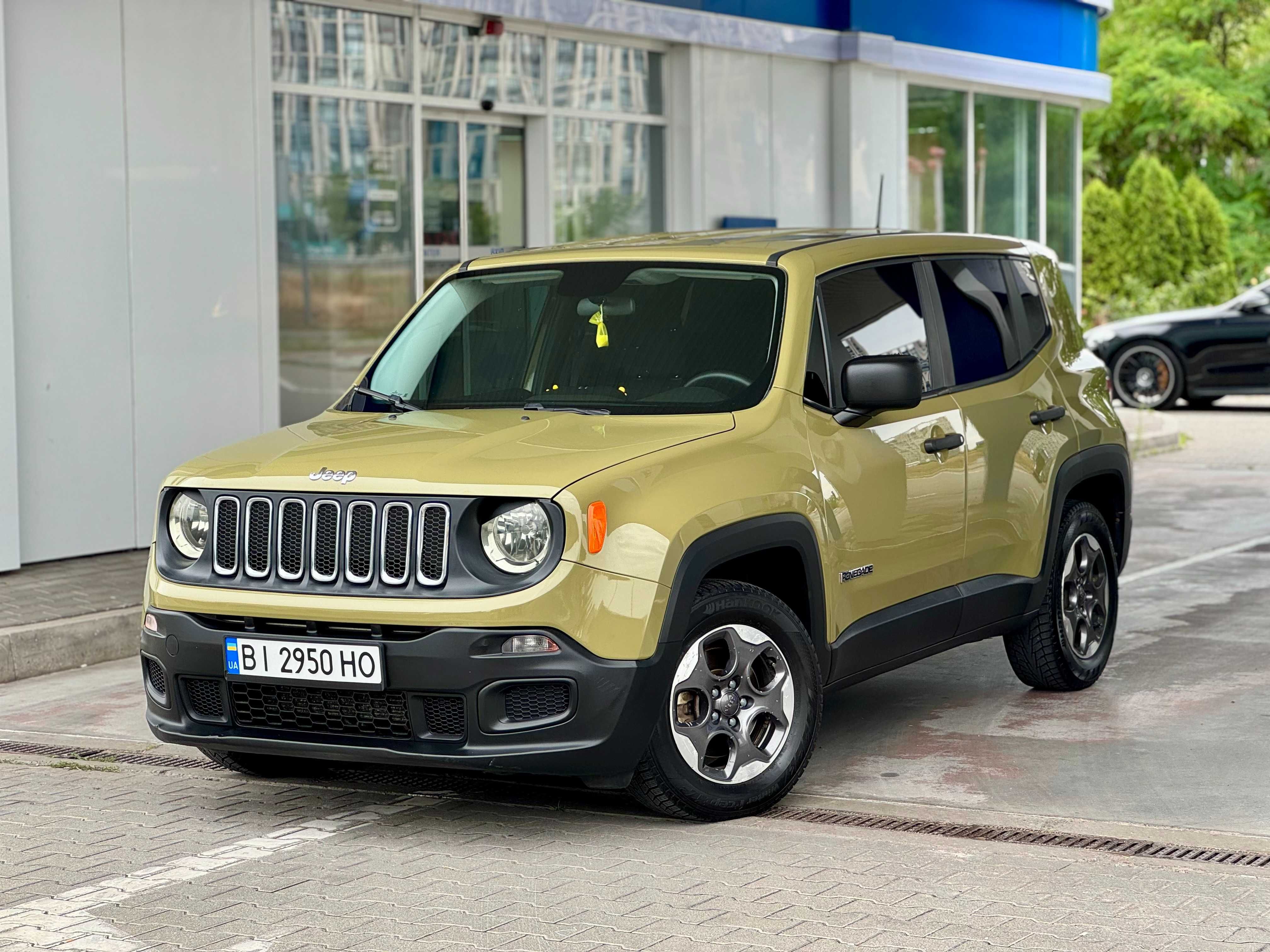 Продаю Jeep renegade 2015 год автомат