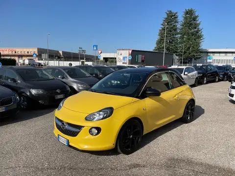 Opel Adam 2015 р