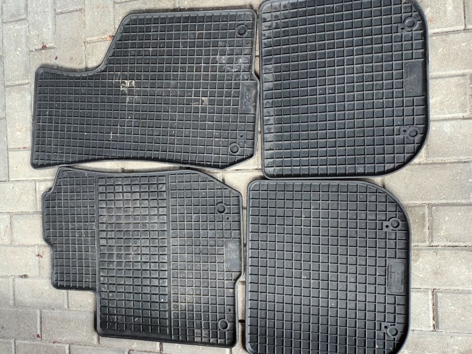 Dywaniki gumowe do audi a3 8l