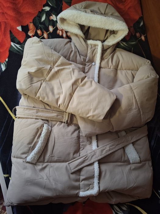 Курточка зимова дуже тепла