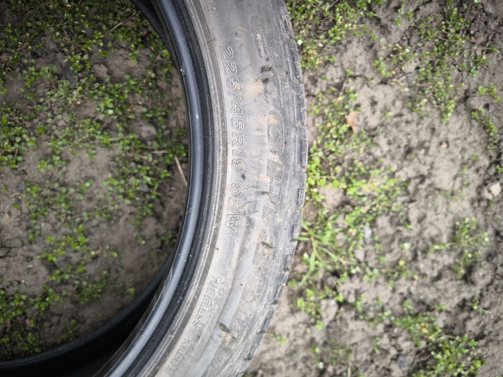 Резина Bridgestone лето 225/45 R19