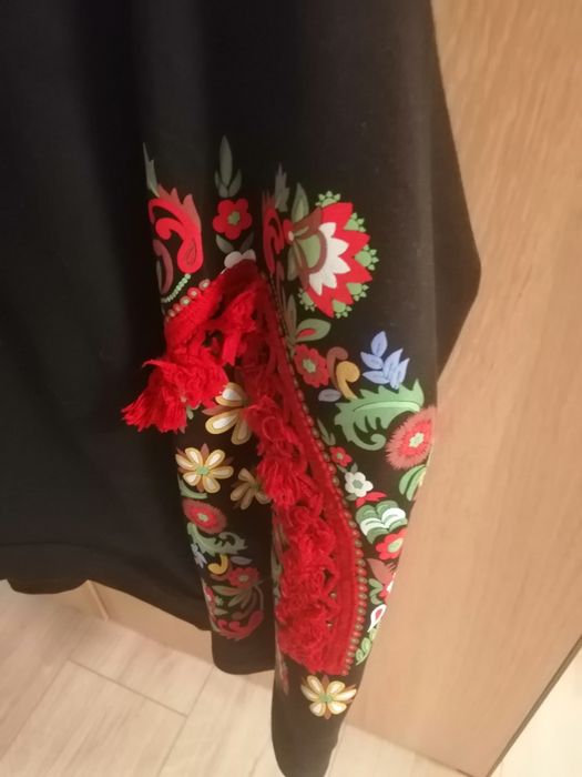 RESERVED bluza BOHO z kapturem M/L